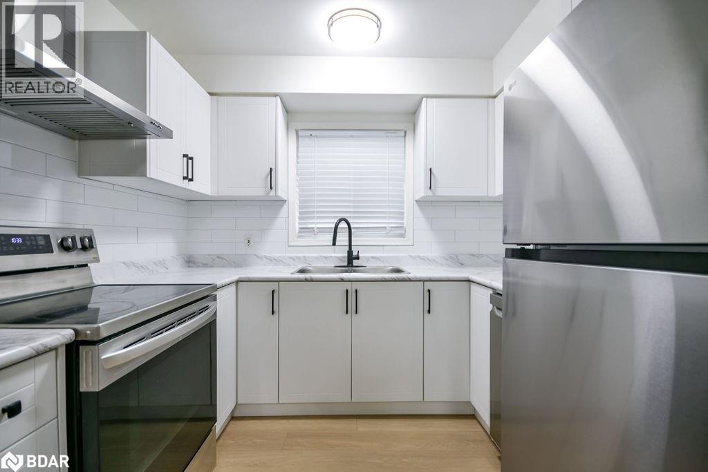 44 Parkside Drive, Barrie, Ontario  L4N 1W9 - Photo 19 - 40786368