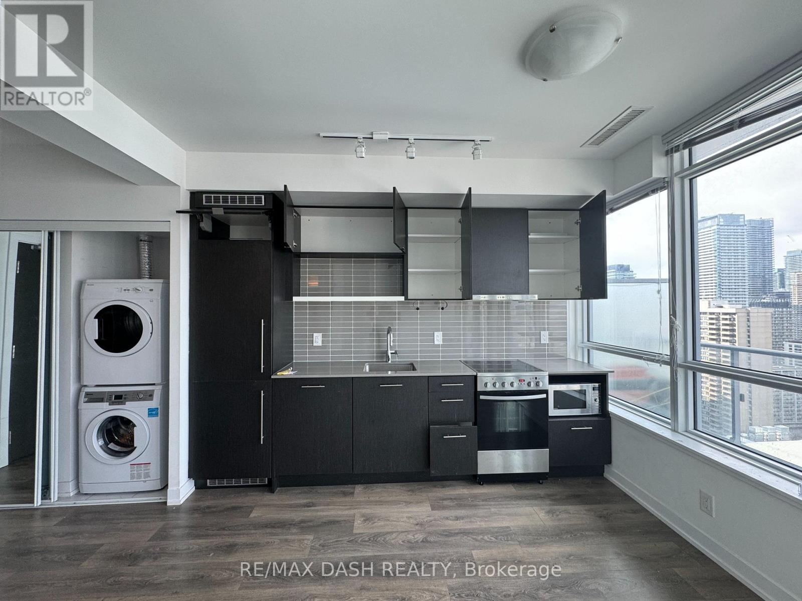 Ph04 - 365 Church Street, Toronto, Ontario  M5B 1Z9 - Photo 2 - C12454396