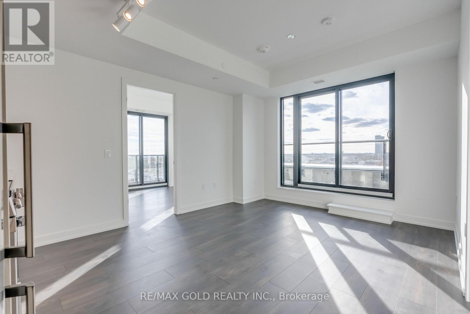 915 - 801 The Queensway, Toronto, Ontario  M8Z 1N4 - Photo 7 - W12559068