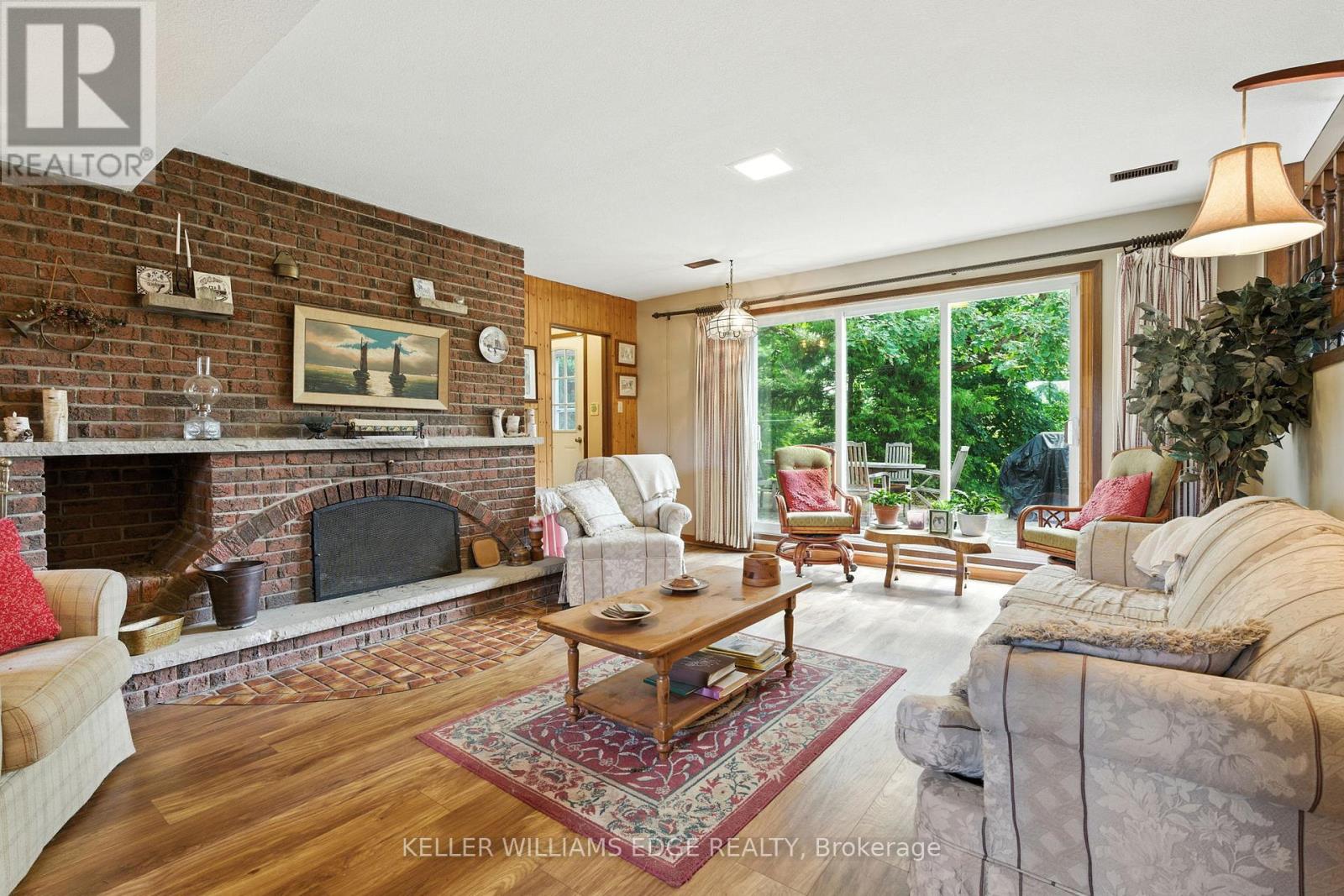 6101 Walkers Line, Burlington, Ontario  L7M 0R2 - Photo 7 - W12369631