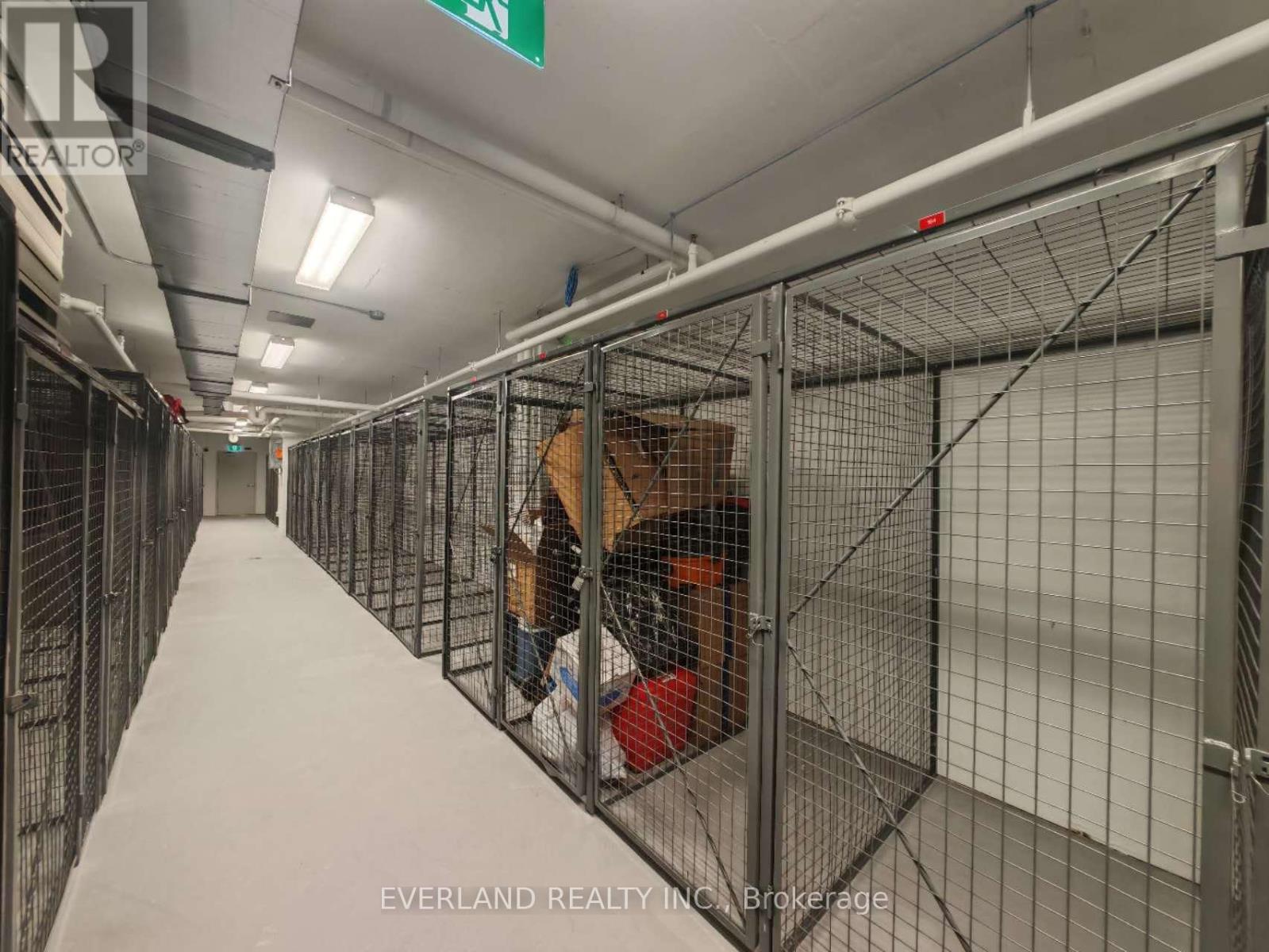 1109 - 395 Square One Drive, Mississauga, Ontario  L5B 0P6 - Photo 18 - W12557146