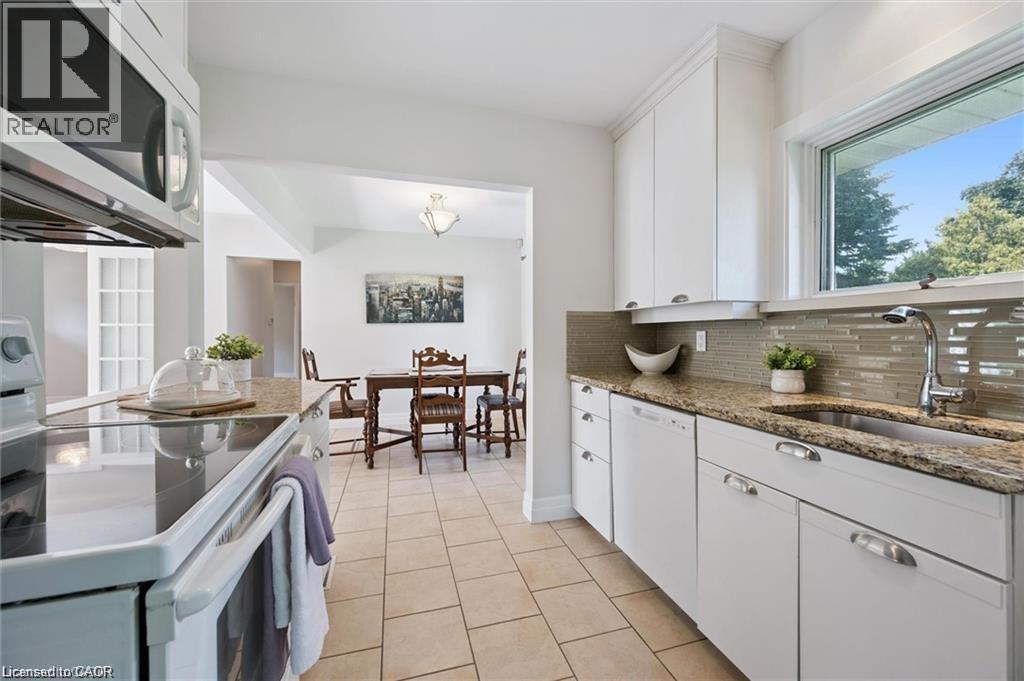 272 Hartwood Place, Kitchener, Ontario  N2H 6B5 - Photo 15 - 40788330