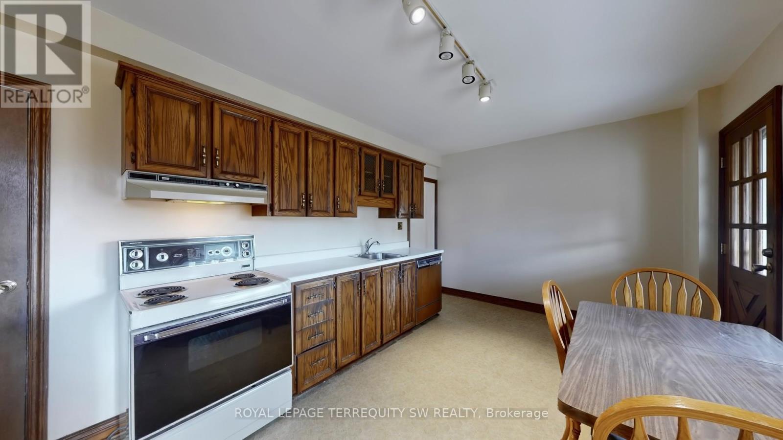 56 Petman Avenue, Toronto, Ontario  M4S 2S8 - Photo 21 - C12559328