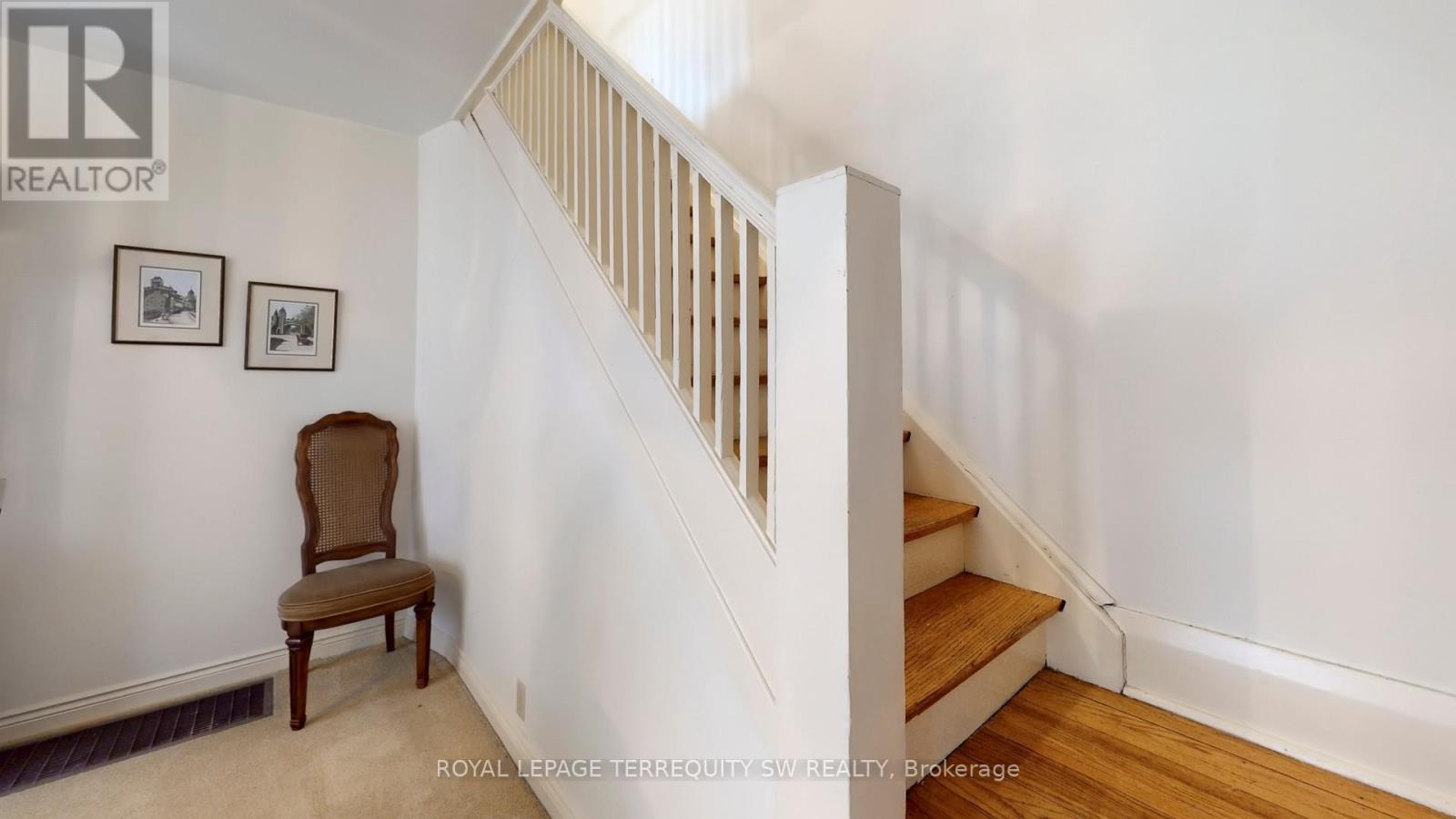 56 Petman Avenue, Toronto, Ontario  M4S 2S8 - Photo 23 - C12559328