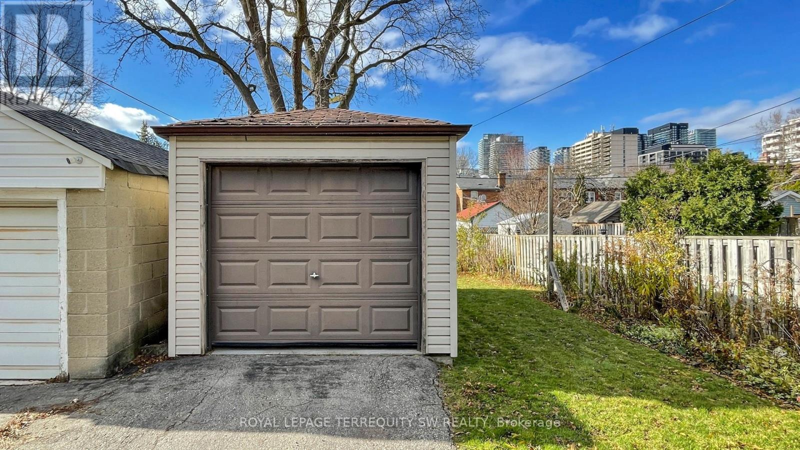 56 Petman Avenue, Toronto, Ontario  M4S 2S8 - Photo 44 - C12559328