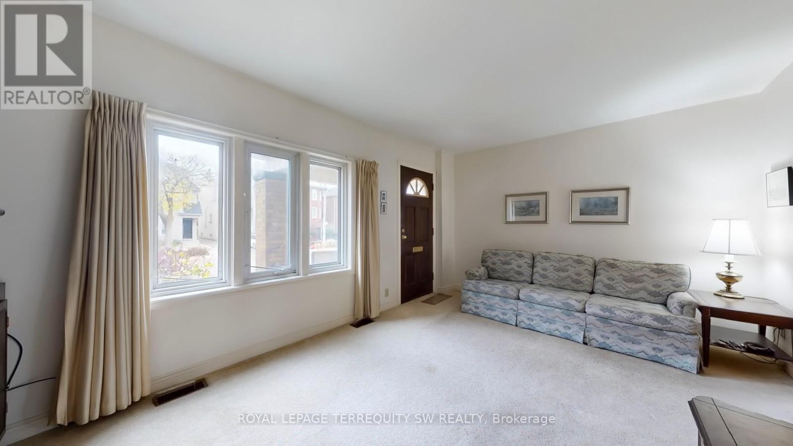 56 Petman Avenue, Toronto, Ontario  M4S 2S8 - Photo 8 - C12559328