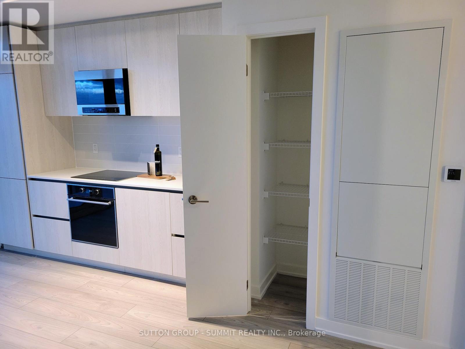 1704 - 120 Broadway Avenue, Toronto, Ontario  M4P 1V6 - Photo 11 - C12559488