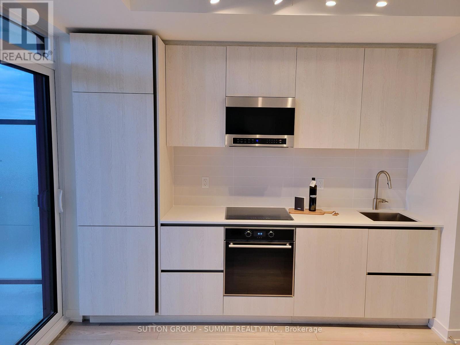 1704 - 120 Broadway Avenue, Toronto, Ontario  M4P 1V6 - Photo 8 - C12559488