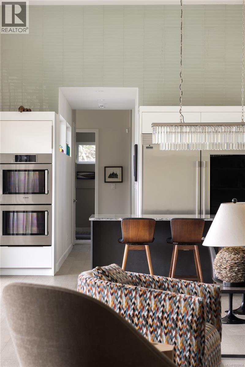 5100 Jagtar's Way, Saanich, British Columbia  V9E 2H7 - Photo 30 - 1020814