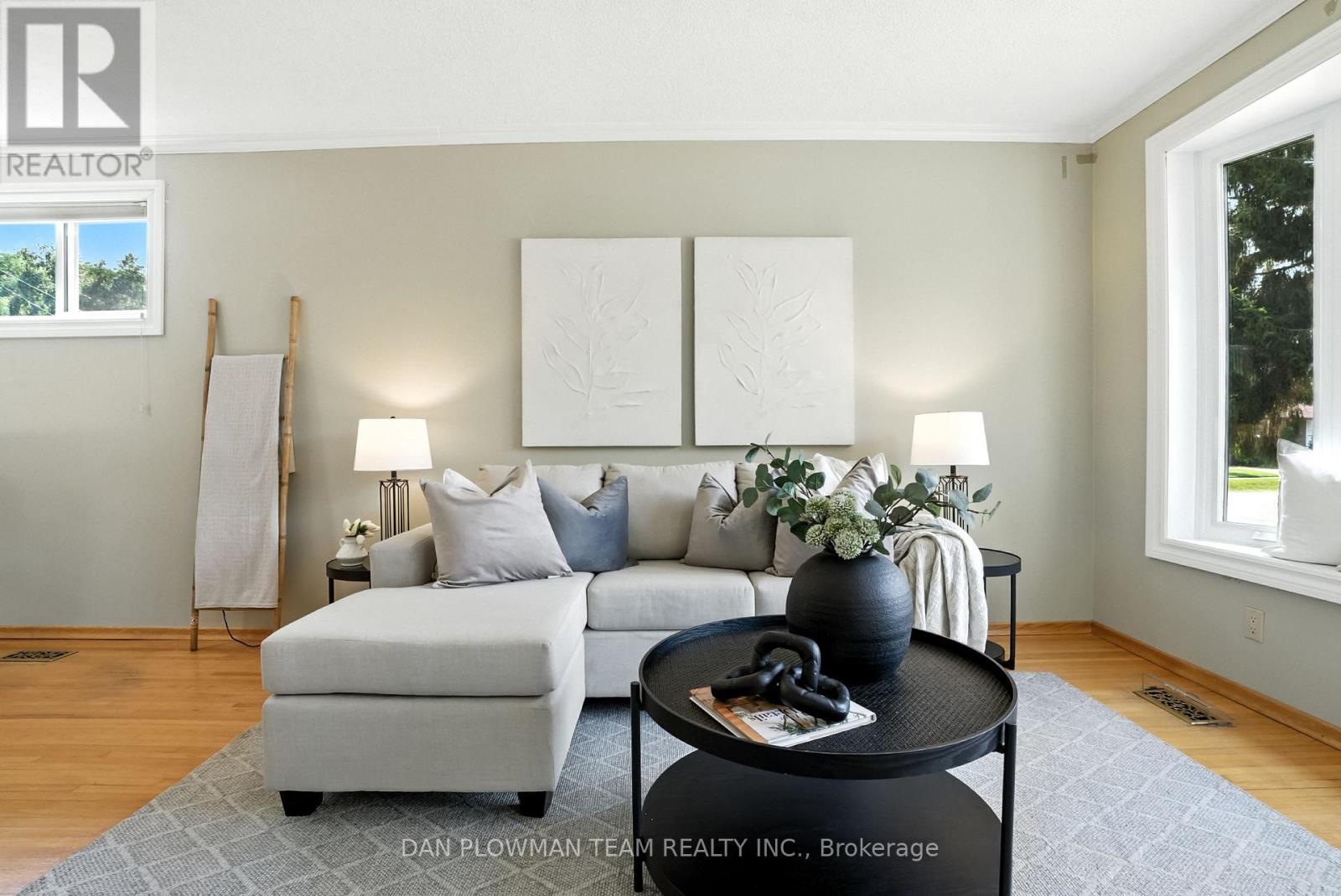 1001 Wardman Crescent, Whitby, Ontario  L1N 3H1 - Photo 6 - E12559366