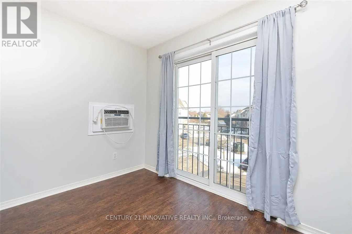 304 - 91 Aspen Springs Drive, Clarington, Ontario  L1C 5J9 - Photo 7 - E12559416