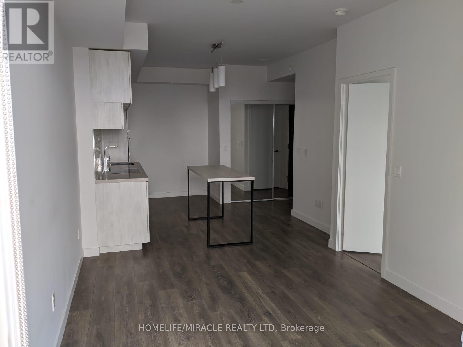 1906 - 8 Eglington Avenue E, Toronto, Ontario  M4P 0C1 - Photo 3 - C12559402