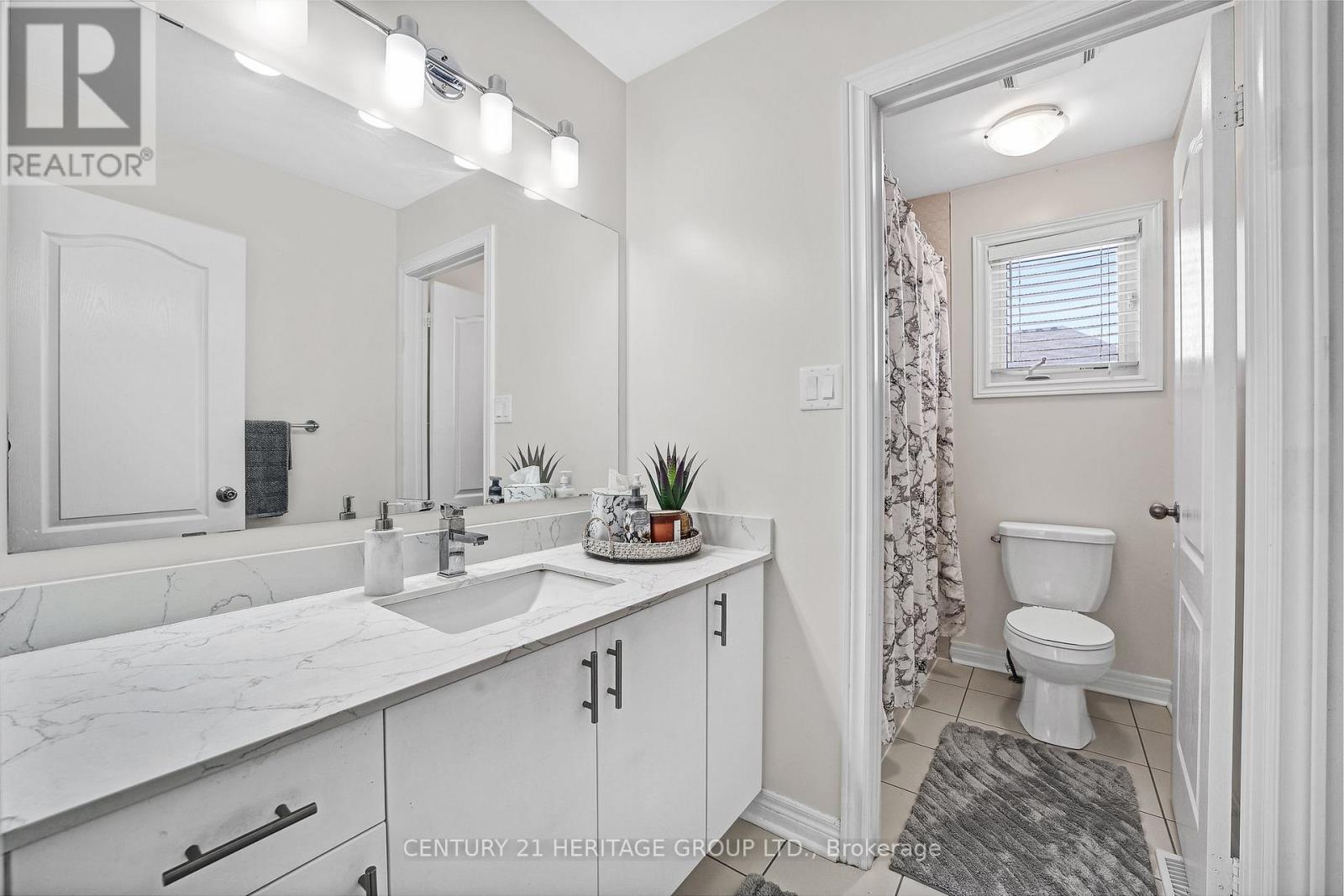 32 Amberwing Landing, Bradford West Gwillimbury (Bradford), Ontario  L3Z 0H9 - Photo 30 - N12559330