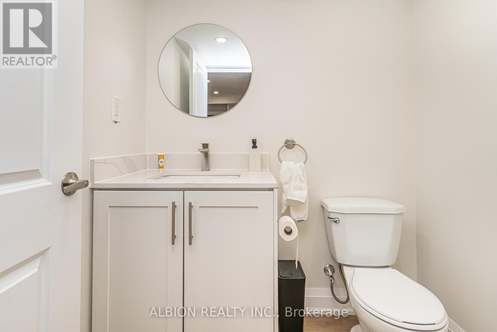 37 Donnan Drive, New Tecumseth, Ontario  L0G 1W0 - Photo 33 - N12559370