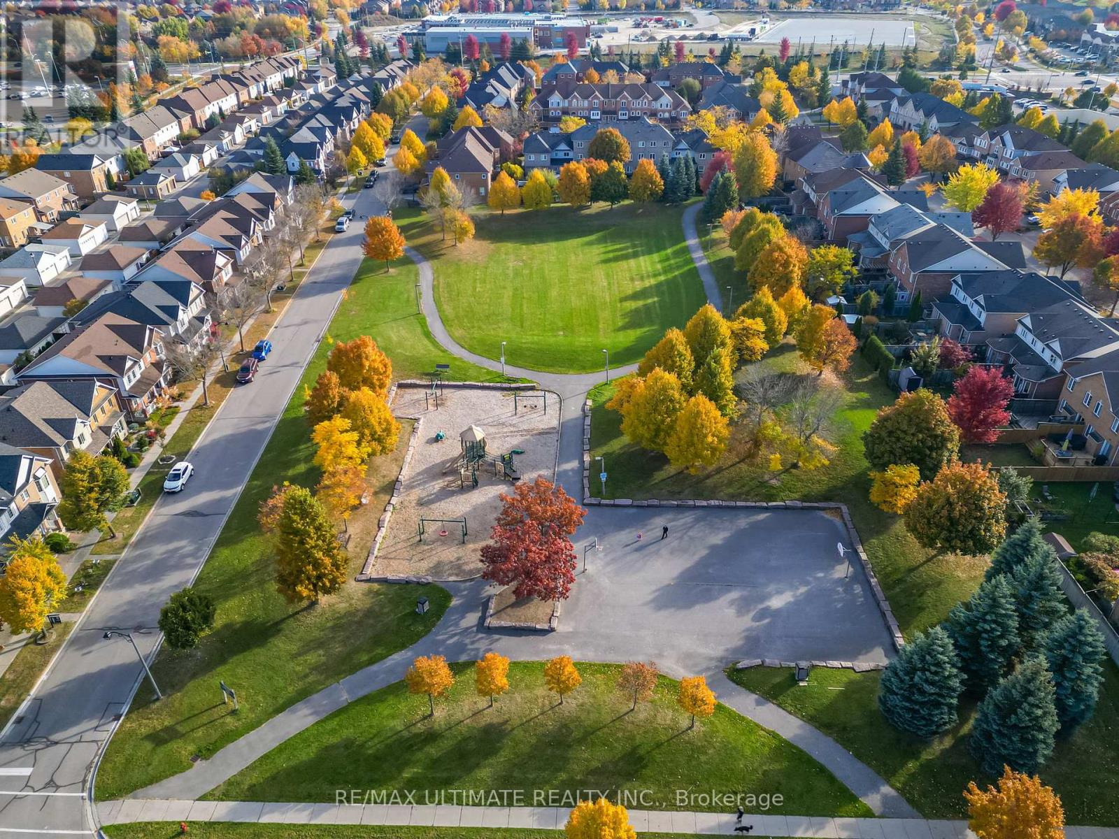 36 Bowler Street, Aurora, Ontario  L4G 7H7 - Photo 30 - N12559406