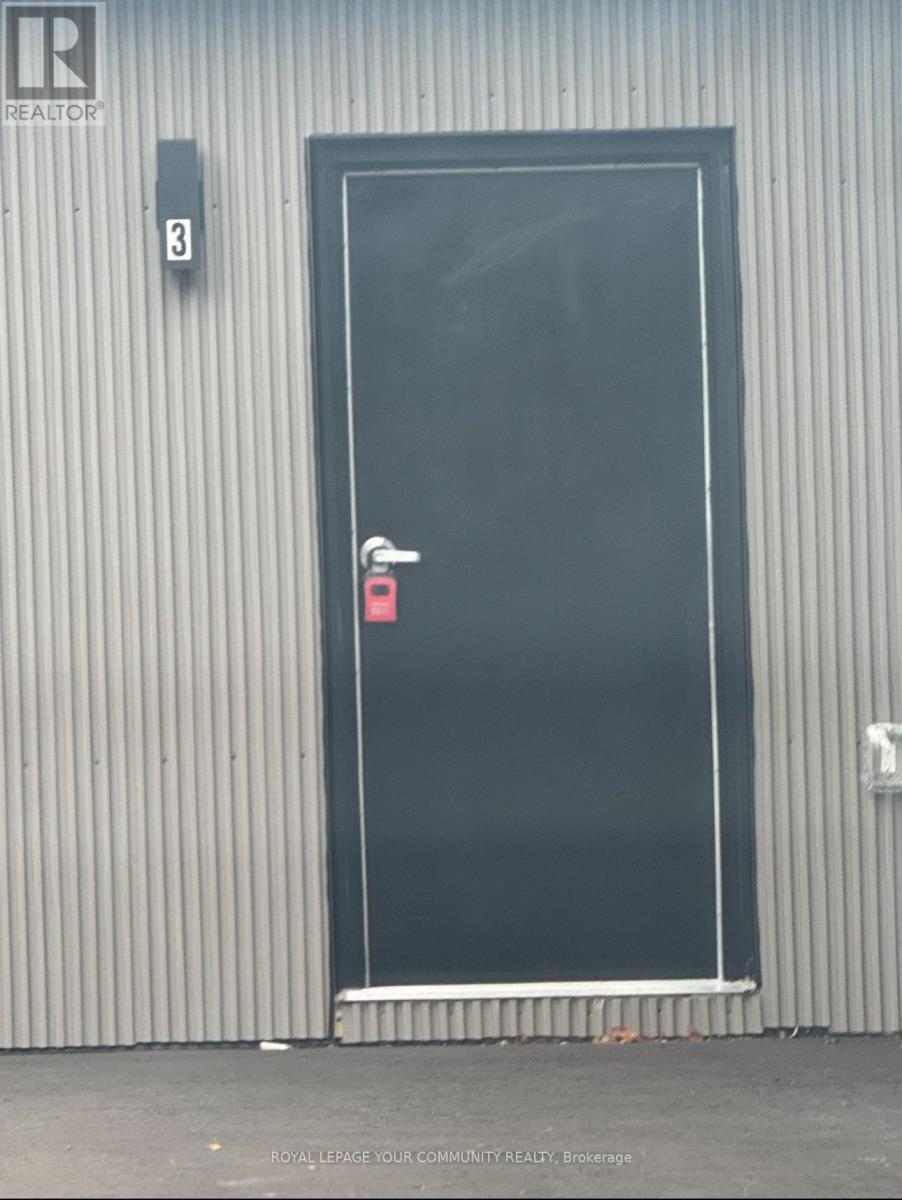 Unit 3 - 12 Kemano Street, Aurora, Ontario  L4G 2Y1 - Photo 13 - N12559414
