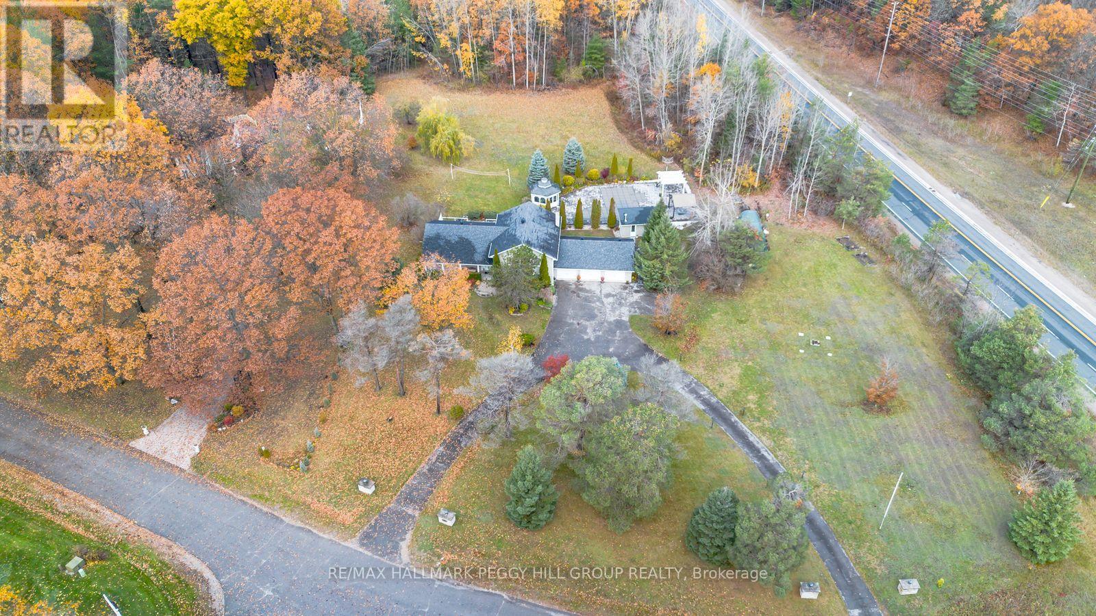 2 Mills Circle, Springwater, Ontario  L9X 0J7 - Photo 32 - S12559412