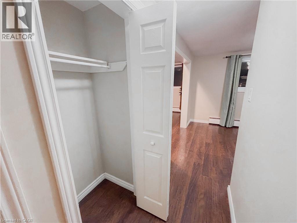 26 Woodfern Court Unit# 1, Kitchener, Ontario  N2E 1H4 - Photo 27 - 40787631