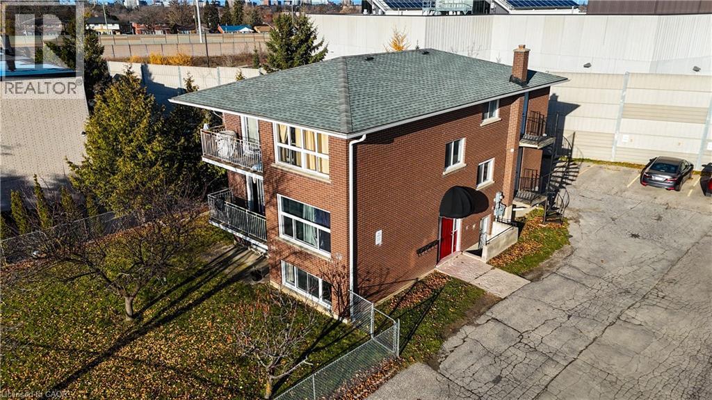 26 WOODFERN Court Unit# 1, Kitchener, Ontario