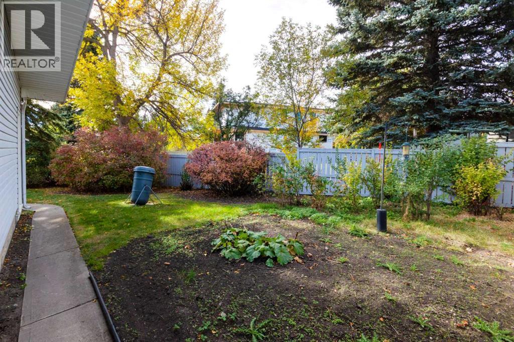 1801 Cayuga Drive Nw, Calgary, Alberta  T2L 0N5 - Photo 34 - A2270316