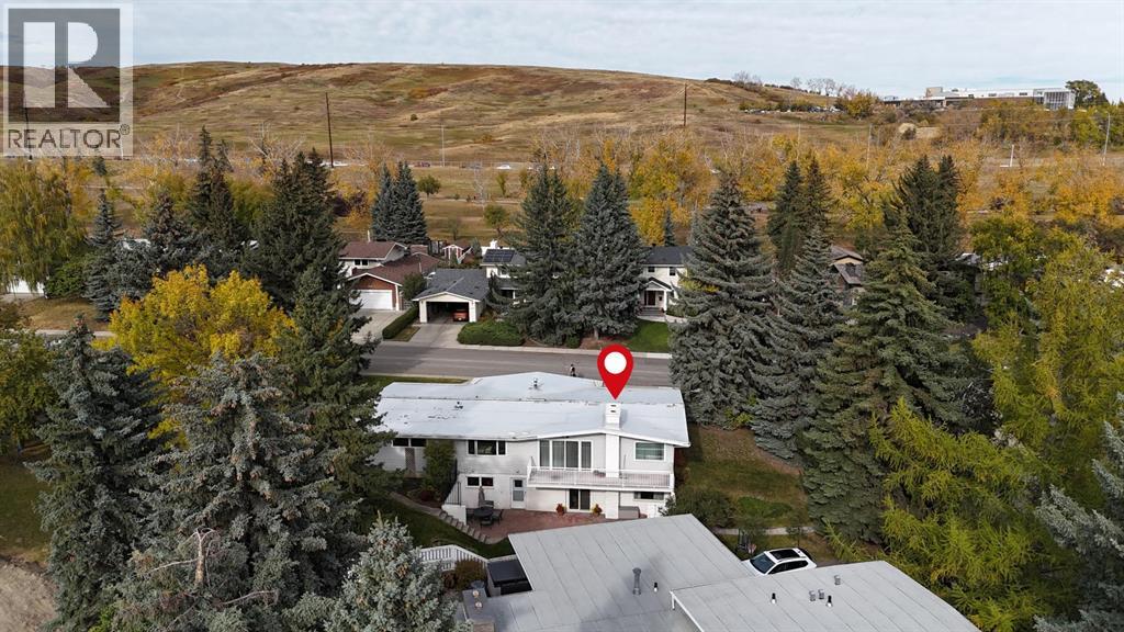 1801 Cayuga Drive Nw, Calgary, Alberta  T2L 0N5 - Photo 2 - A2270316