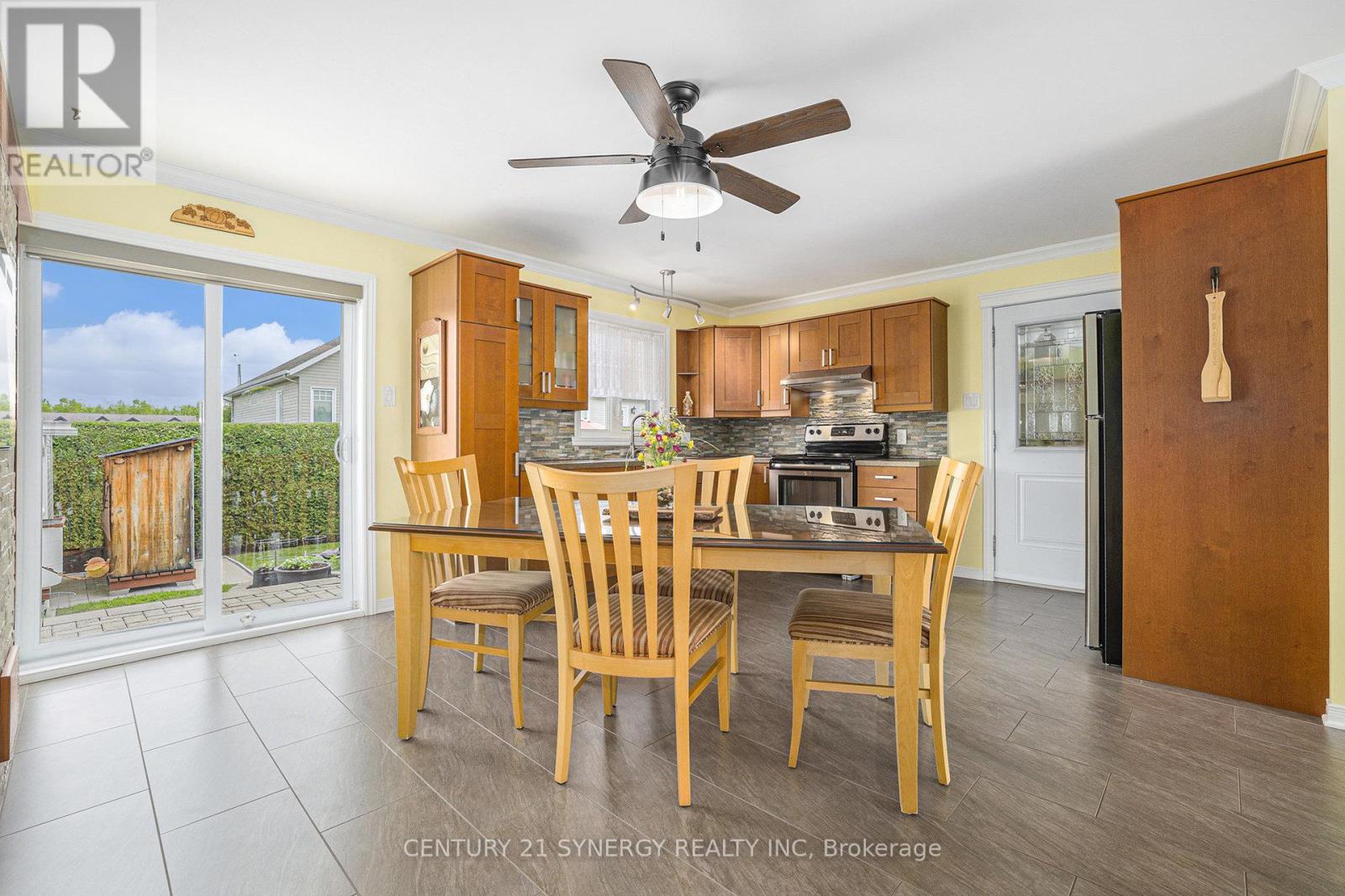 96 Alexandre Street, Alfred And Plantagenet, Ontario  K0B 1A0 - Photo 12 - X12559528