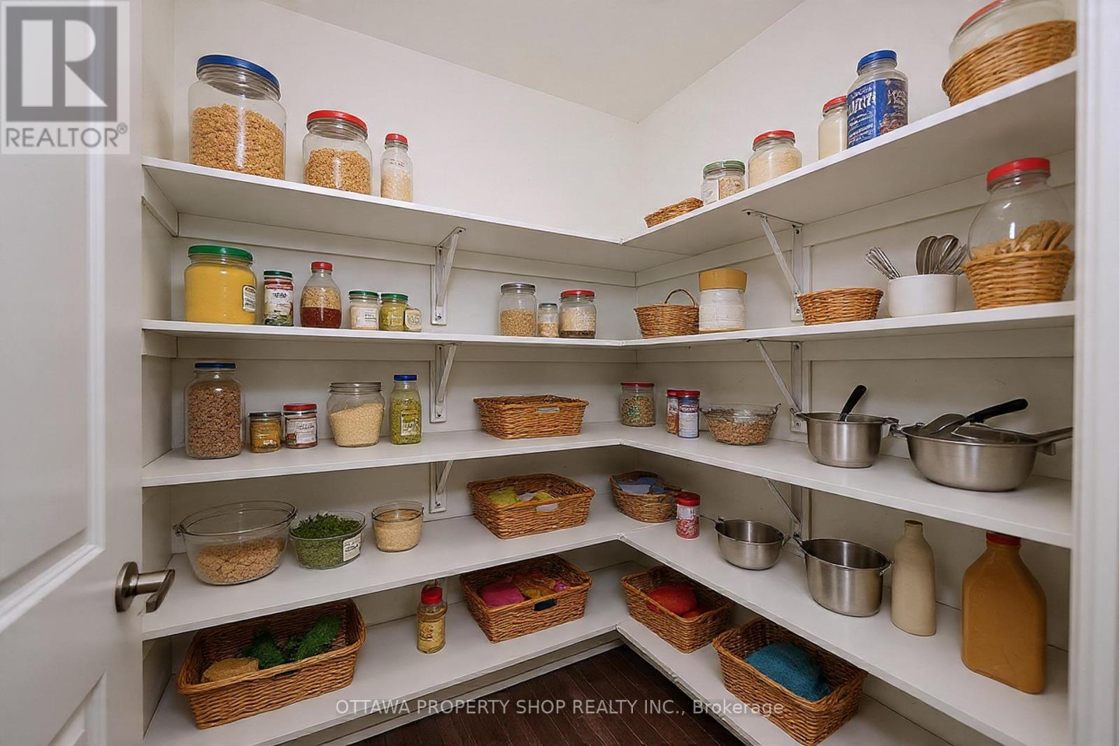 725 Odyssey Way, Ottawa, Ontario  K1T 4R5 - Photo 8 - X12559552