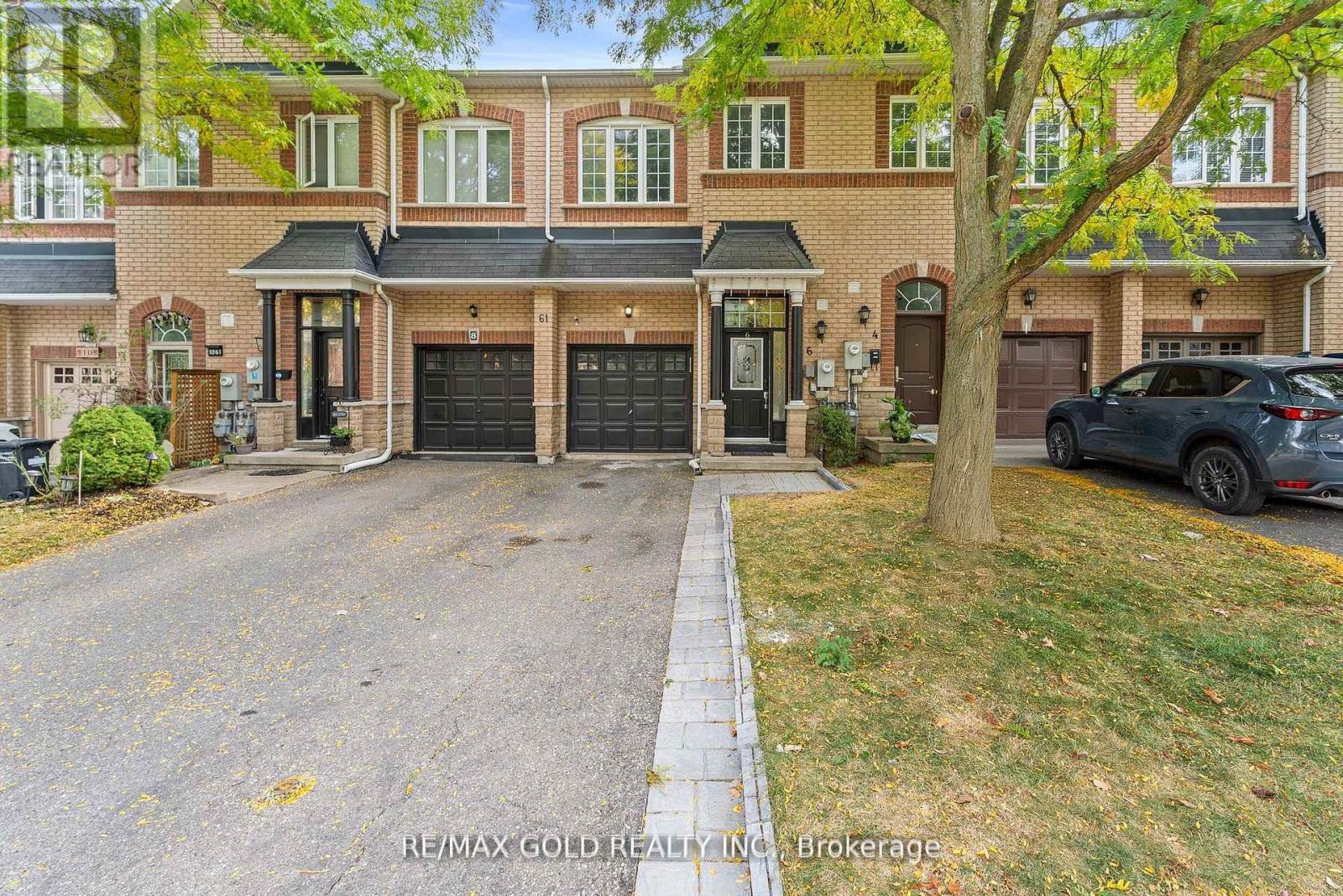 6 - 61 Nelson Street W, Brampton, Ontario  L6X 1C4 - Photo 2 - W12559380