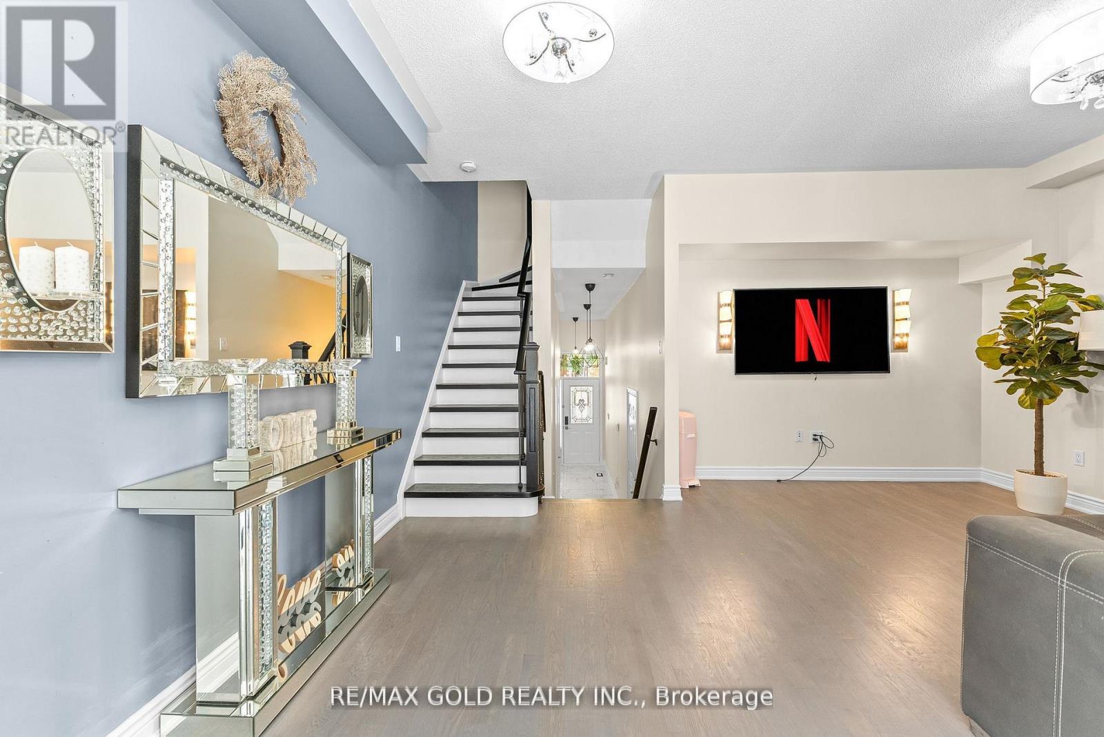 6 - 61 Nelson Street W, Brampton, Ontario  L6X 1C4 - Photo 27 - W12559380