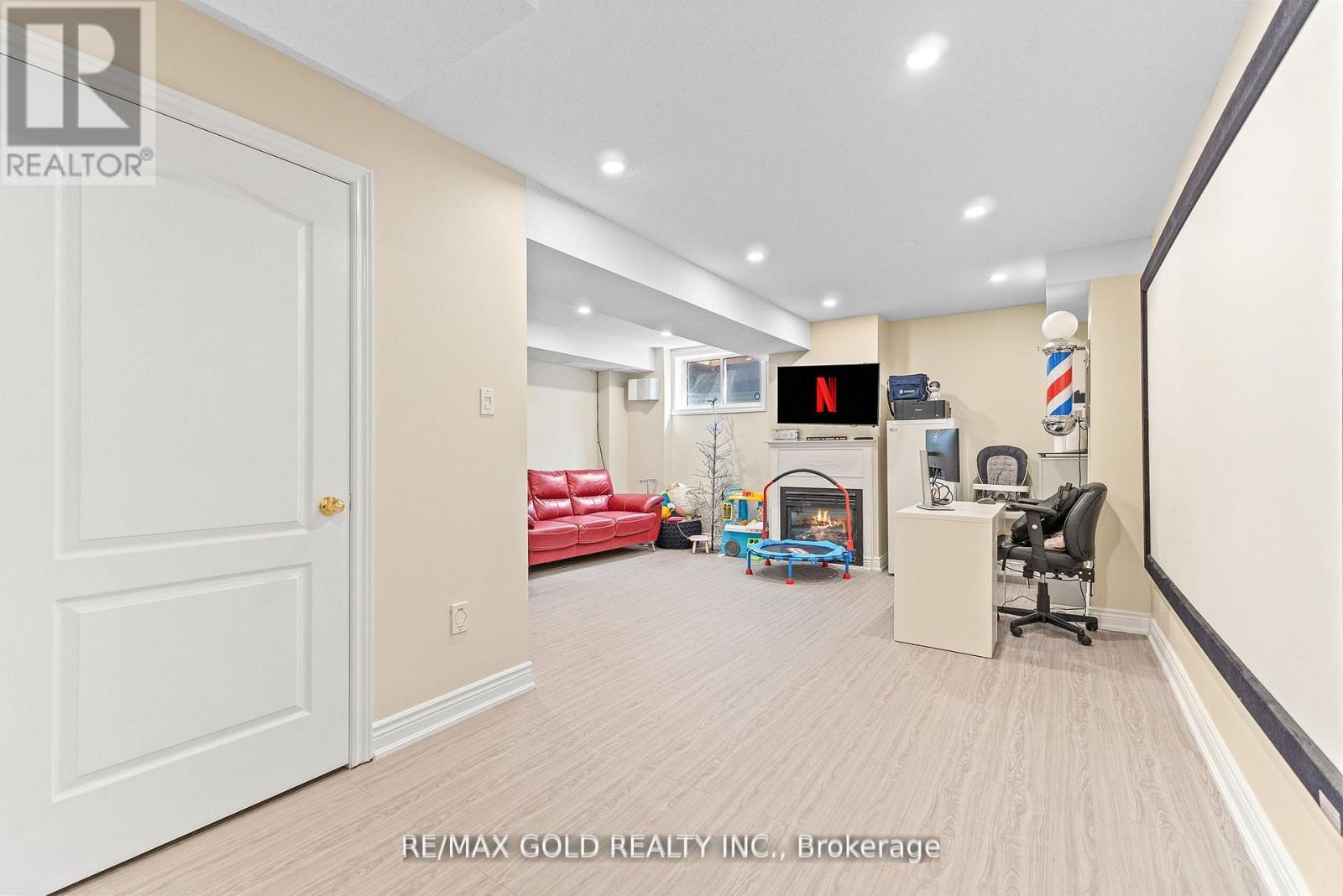 6 - 61 Nelson Street W, Brampton, Ontario  L6X 1C4 - Photo 41 - W12559380