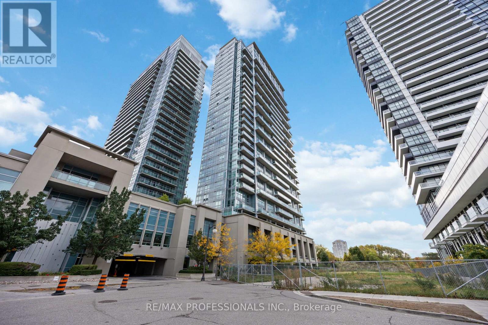 1431 - 165 LEGION ROAD N, Toronto, Ontario