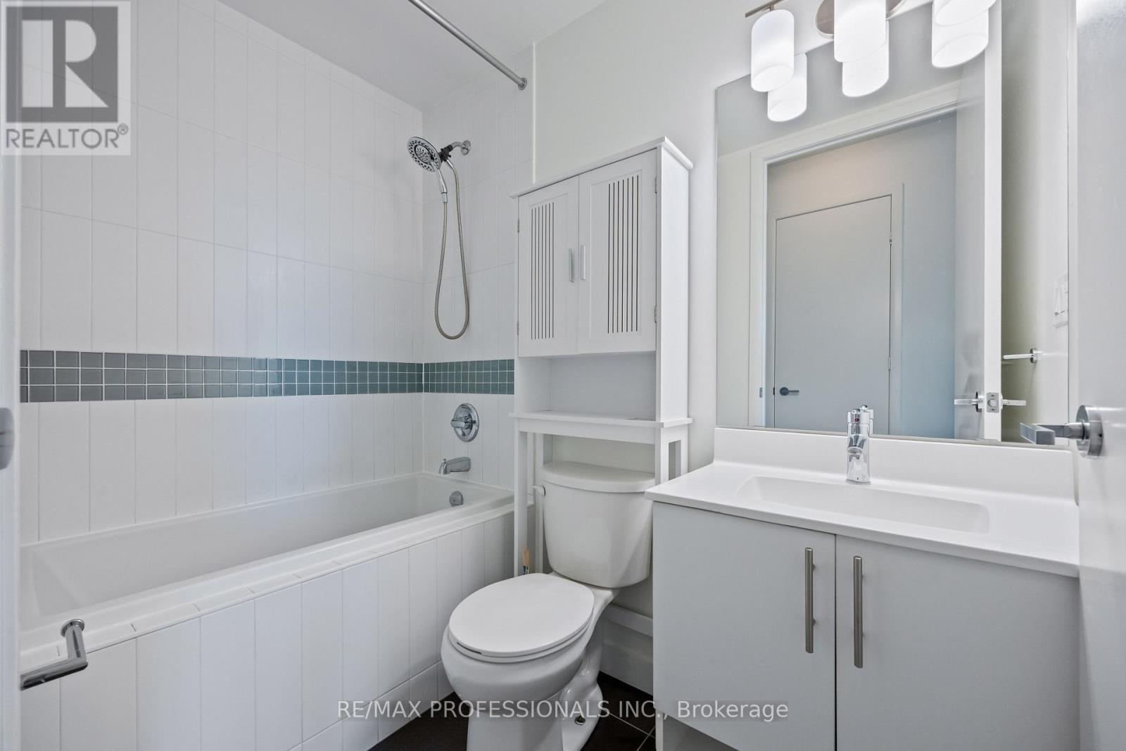 1431 - 165 Legion Road N, Toronto, Ontario  M8Y 0B3 - Photo 20 - W12559384