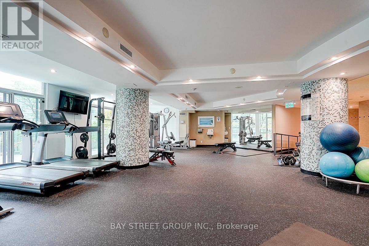 2004 - 3939 Duke Of York Boulevard, Mississauga, Ontario  L5B 4N2 - Photo 25 - W12559388