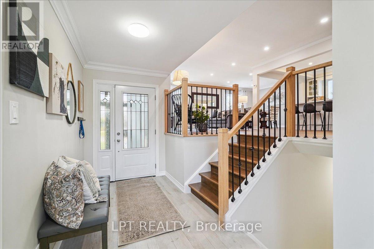 26 Wright Crescent, Caledon, Ontario  L7E 3X9 - Photo 5 - W12559390