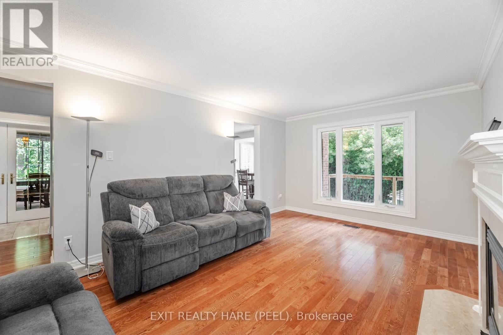 60 Esker Drive, Brampton, Ontario  L6Z 3C9 - Photo 15 - W12559392