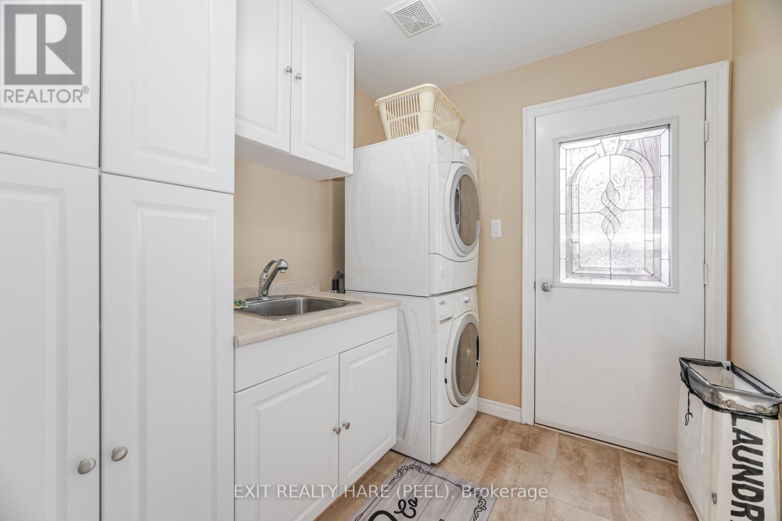 60 Esker Drive, Brampton, Ontario  L6Z 3C9 - Photo 17 - W12559392