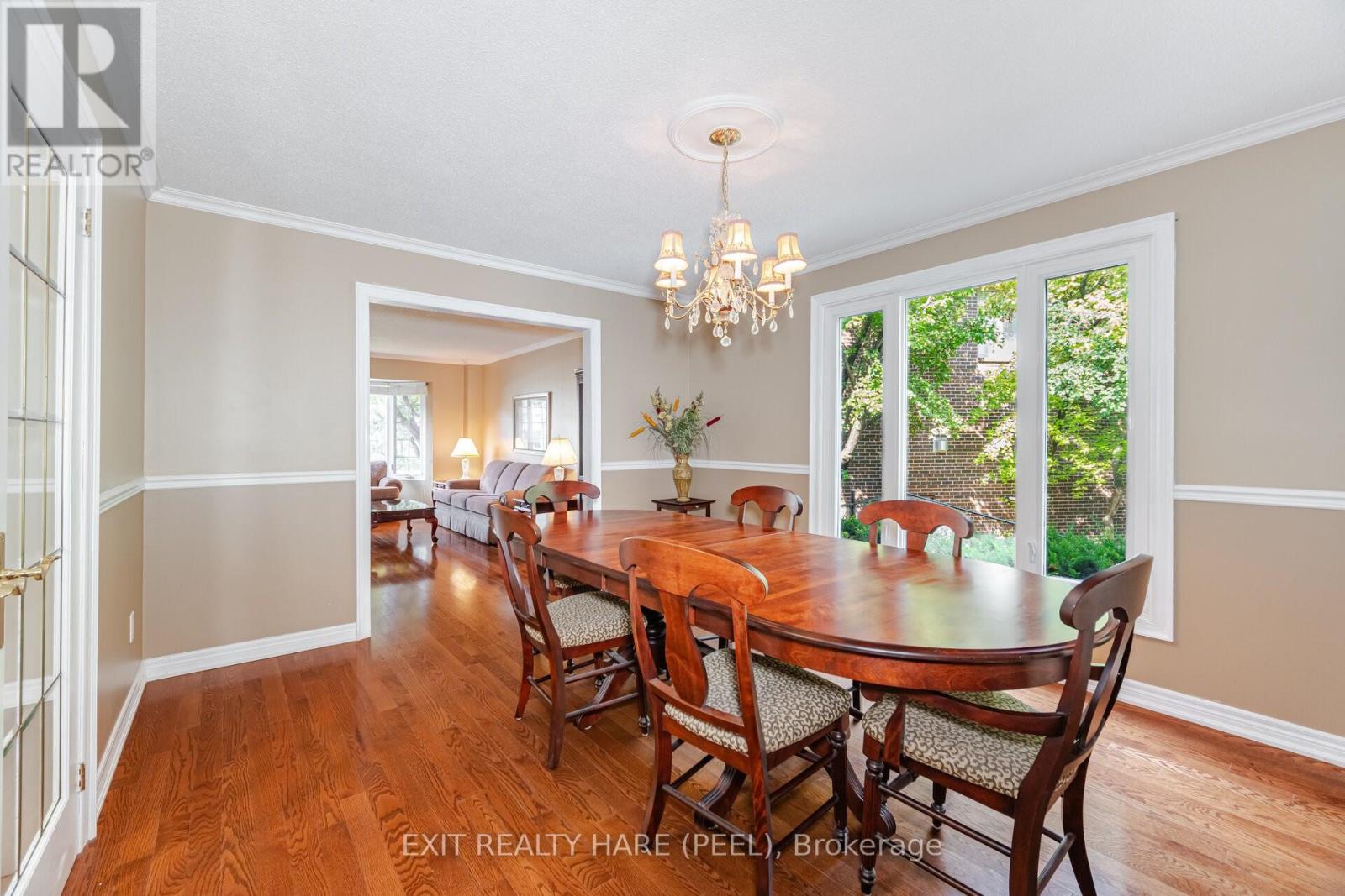 60 Esker Drive, Brampton, Ontario  L6Z 3C9 - Photo 9 - W12559392