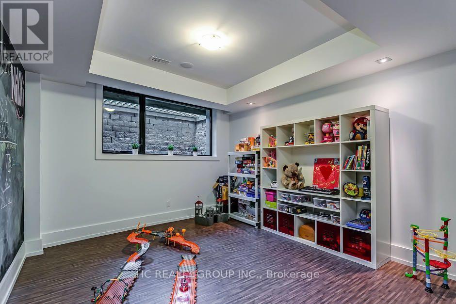 363 Morrison Road, Oakville, Ontario  L6J 4K2 - Photo 24 - W12559398