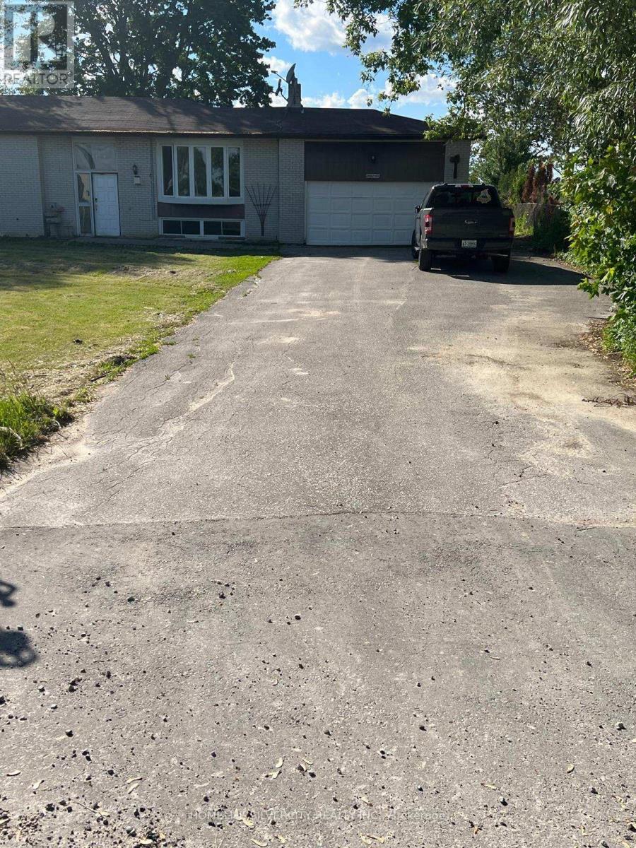 3032 Boston Mills Road, Caledon, Ontario  L7C 1R7 - Photo 2 - W12559408