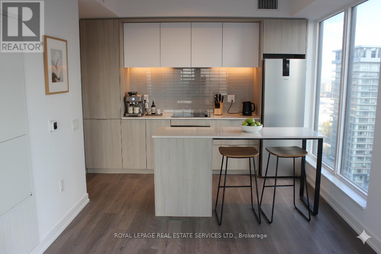 1908 - 395 Square One Drive, Mississauga, Ontario  L5B 0P6 - Photo 11 - W12559436