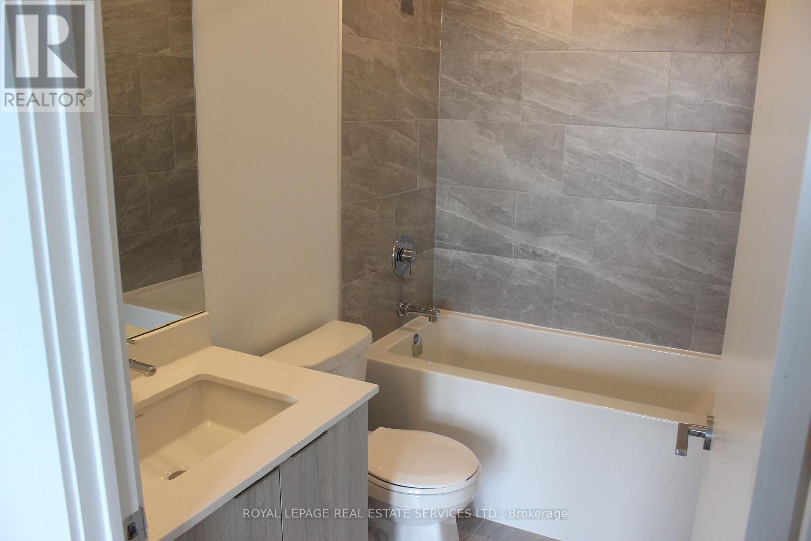 1908 - 395 Square One Drive, Mississauga, Ontario  L5B 0P6 - Photo 15 - W12559436