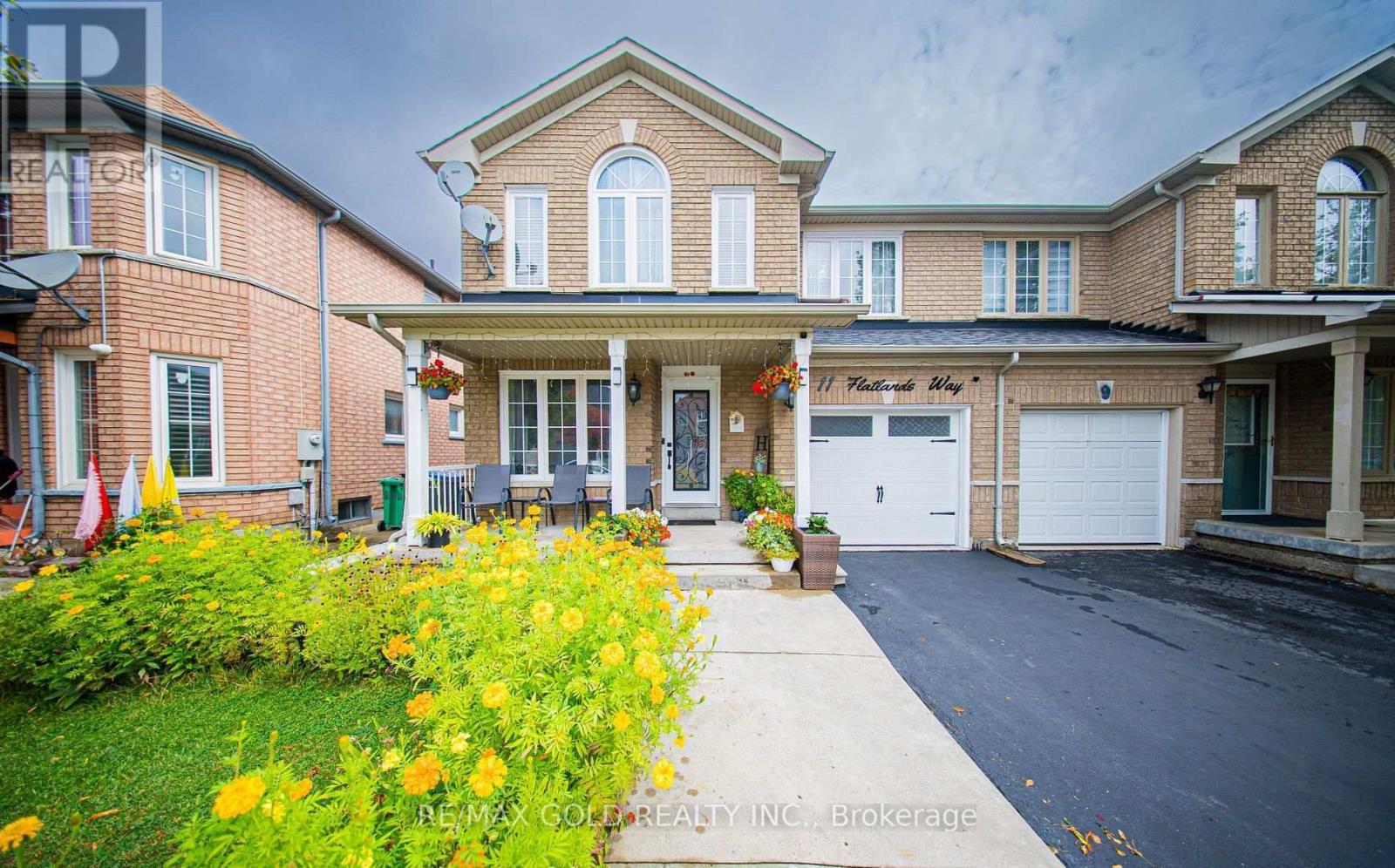11 FLATLANDS WAY, Brampton, Ontario