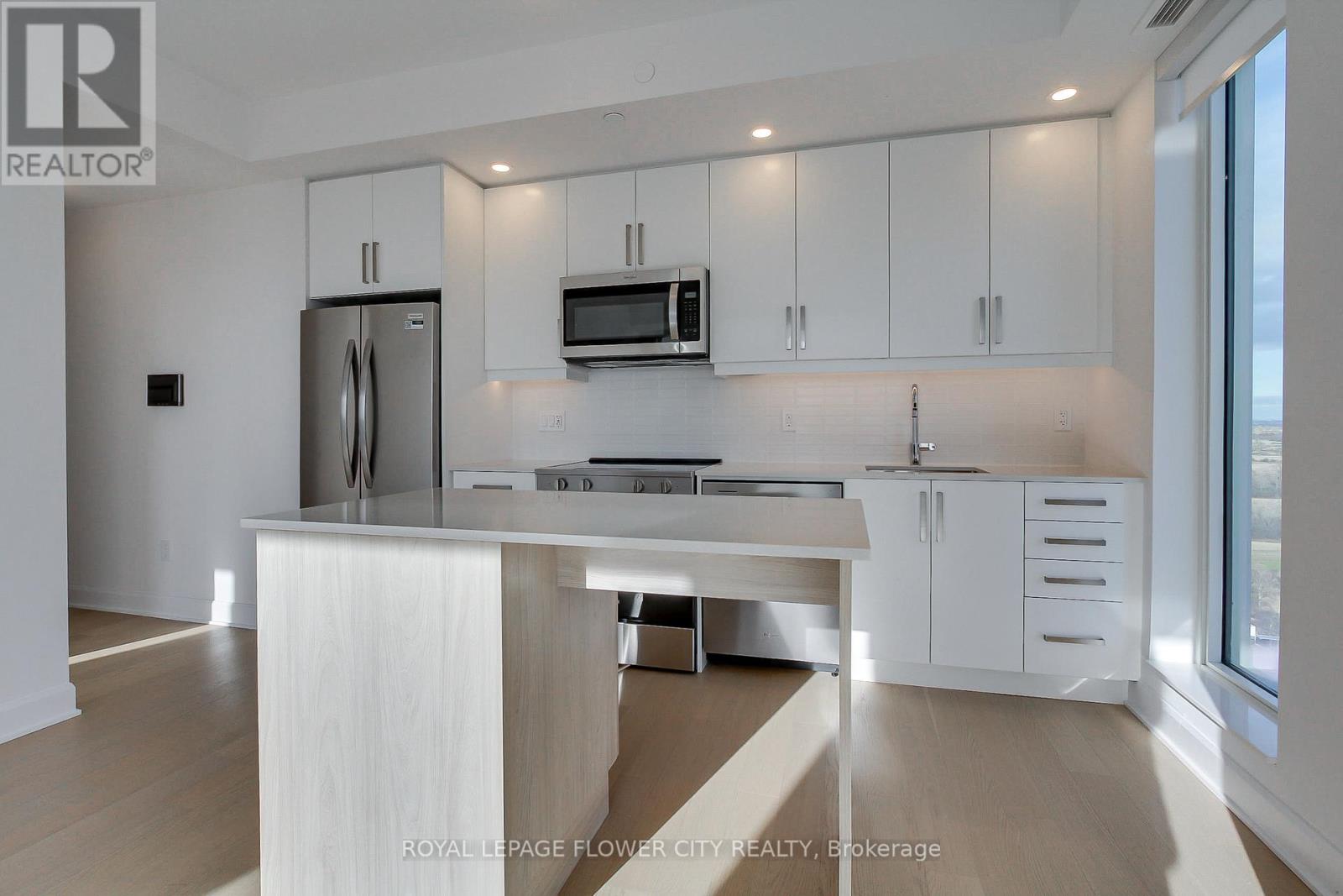 1808 - 3240 William Coltson Avenue E, Oakville, Ontario  L6H 8C8 - Photo 10 - W12559502