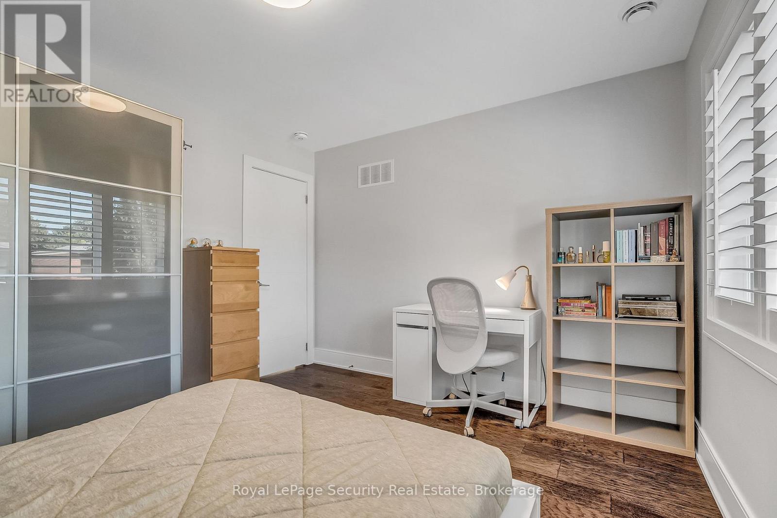 7 Avalon Avenue, Toronto, Ontario  M6N 4V4 - Photo 27 - W12559506