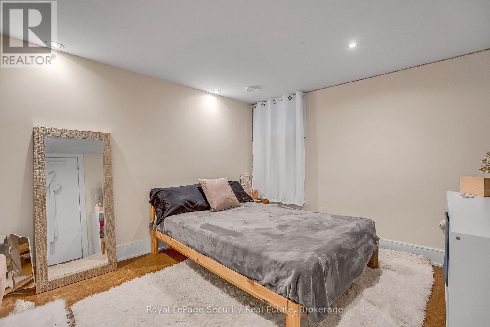 7 Avalon Avenue, Toronto, Ontario  M6N 4V4 - Photo 36 - W12559506