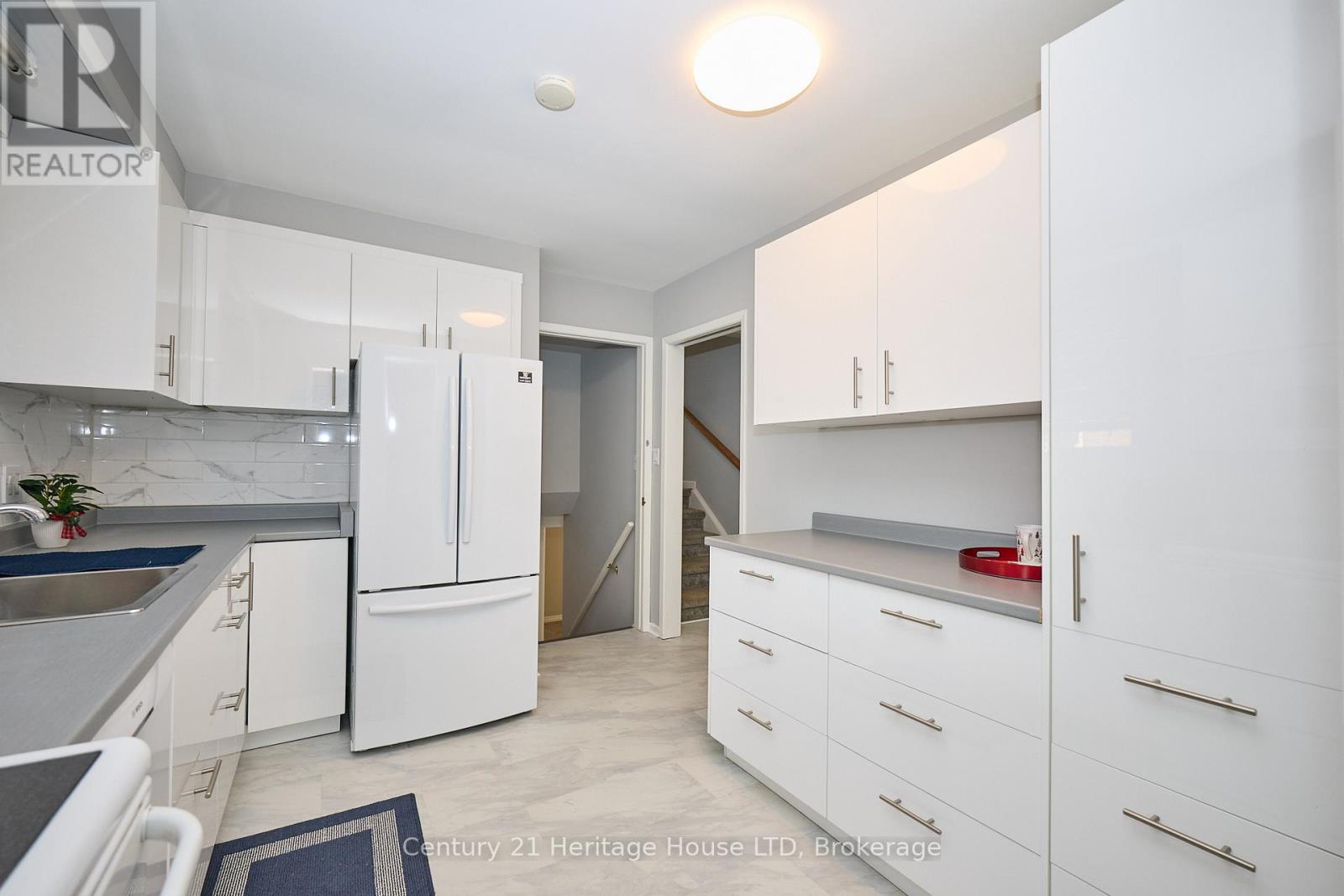 3810 Orlando Drive, Niagara Falls, Ontario  L2J 4B7 - Photo 11 - X12559546