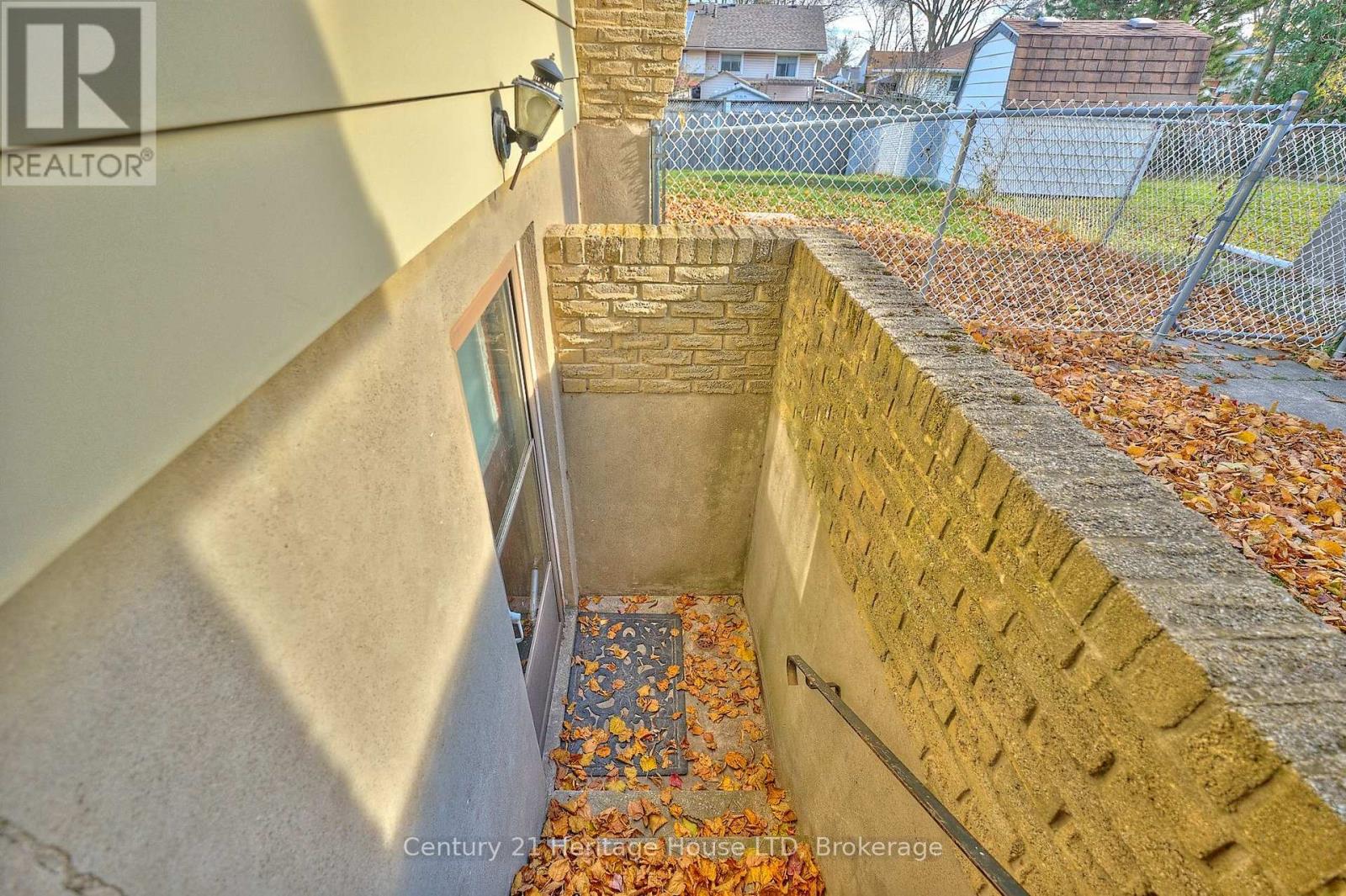 3810 Orlando Drive, Niagara Falls, Ontario  L2J 4B7 - Photo 30 - X12559546