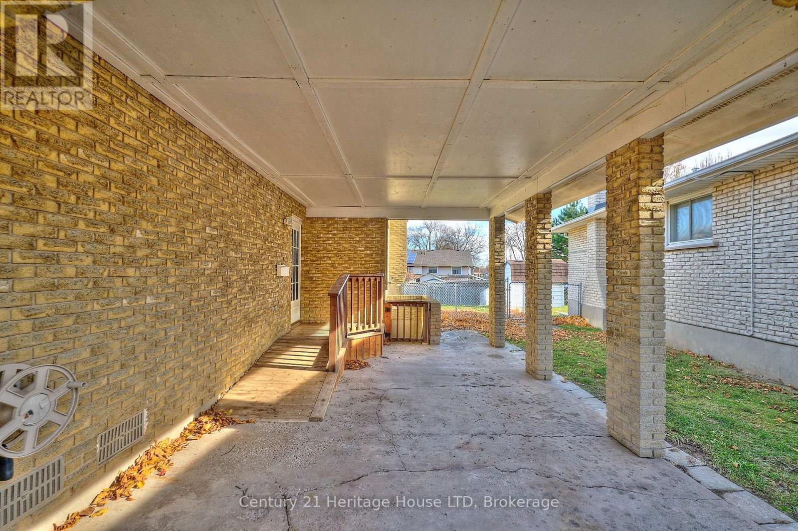 3810 Orlando Drive, Niagara Falls, Ontario  L2J 4B7 - Photo 31 - X12559546