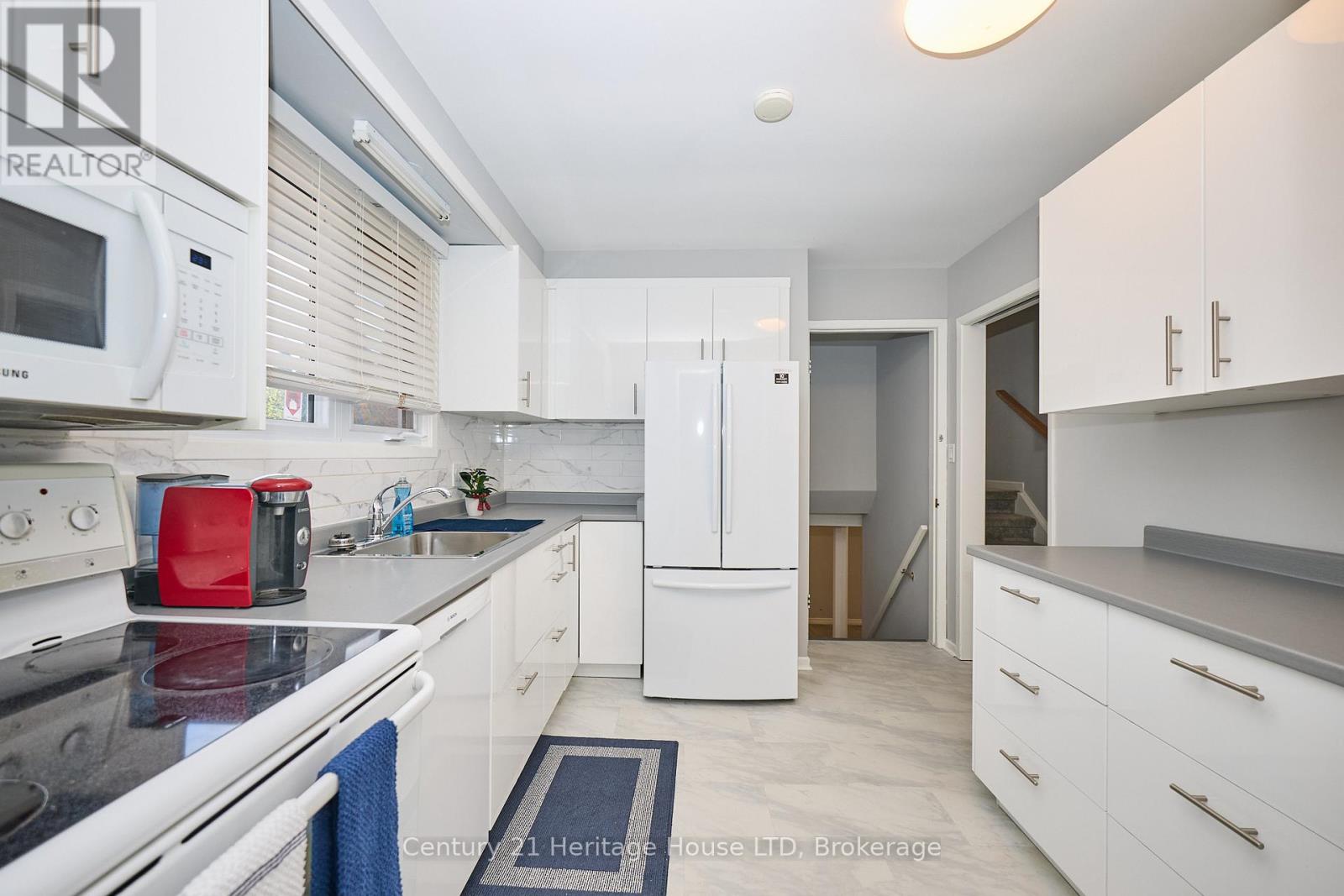 3810 Orlando Drive, Niagara Falls, Ontario  L2J 4B7 - Photo 9 - X12559546