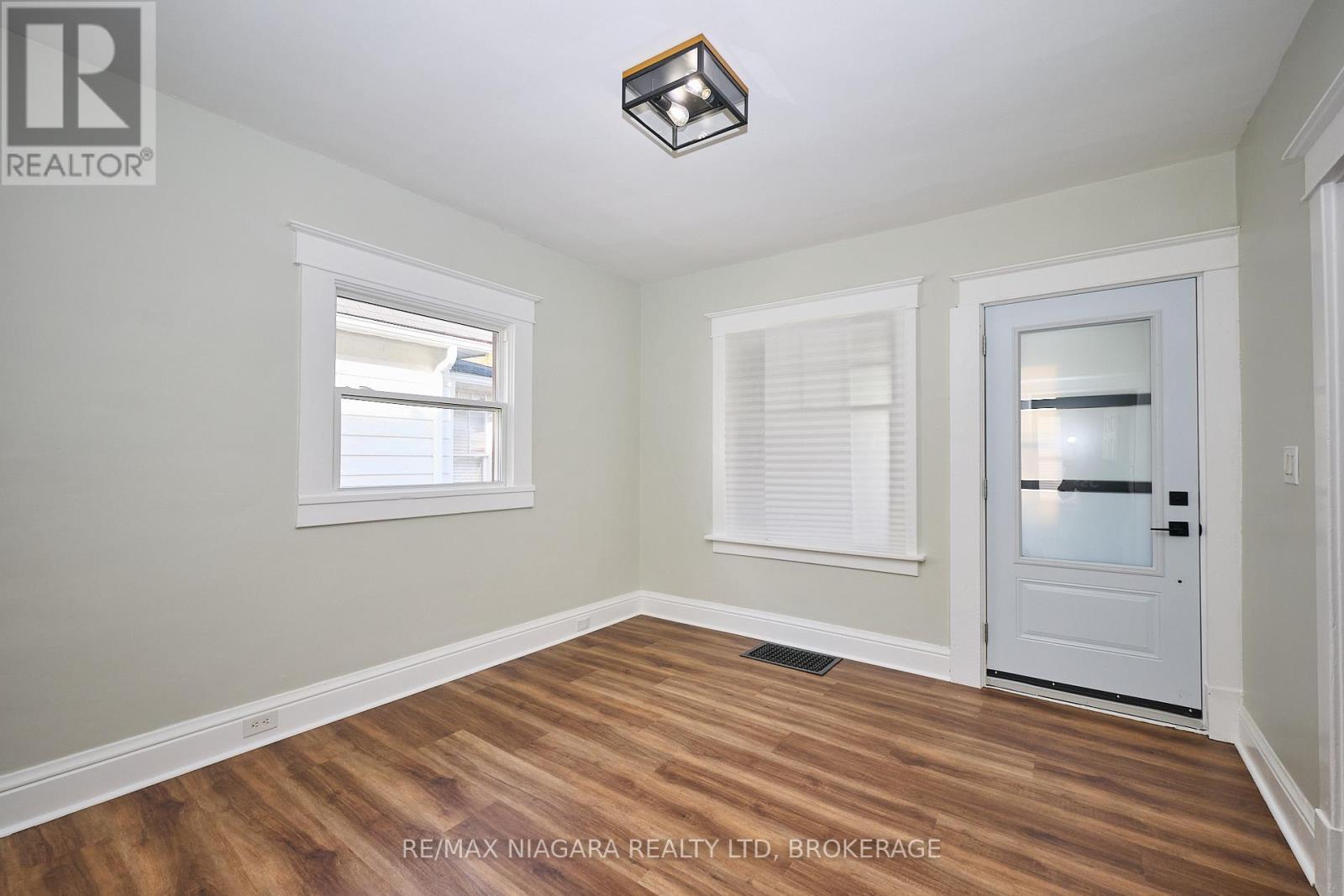 5006 Morrison Street, Niagara Falls, Ontario  L2E 2C6 - Photo 7 - X12559598